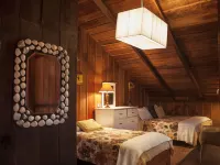 Casa de Piedra Hotels in Mindo