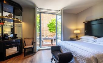 Hotel Vannucci - Housity
