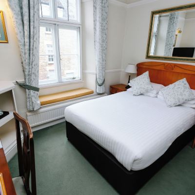 Basic Double Room The Snooty Fox Promo Code