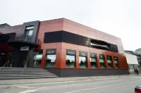 帕蒂贊斯克蔚藍餐廳酒店 酒店