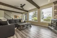 The Lodge on Harrison Lake