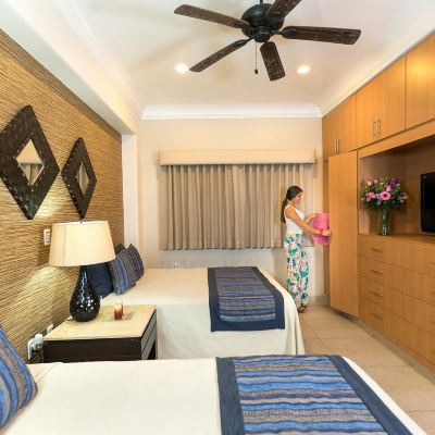 Superior Suite, 2 Queen Beds, Non Smoking, 2 Bathrooms Diamond Bay Promo Code