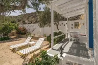 Summer Residence - Sea View Retreat in Provatas, Milos