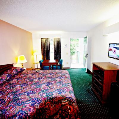 Premium King Room-Non-Smoking American Motel Promo Code