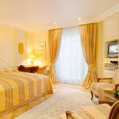 Deluxe Double Room Colombi Hotel Promo Code