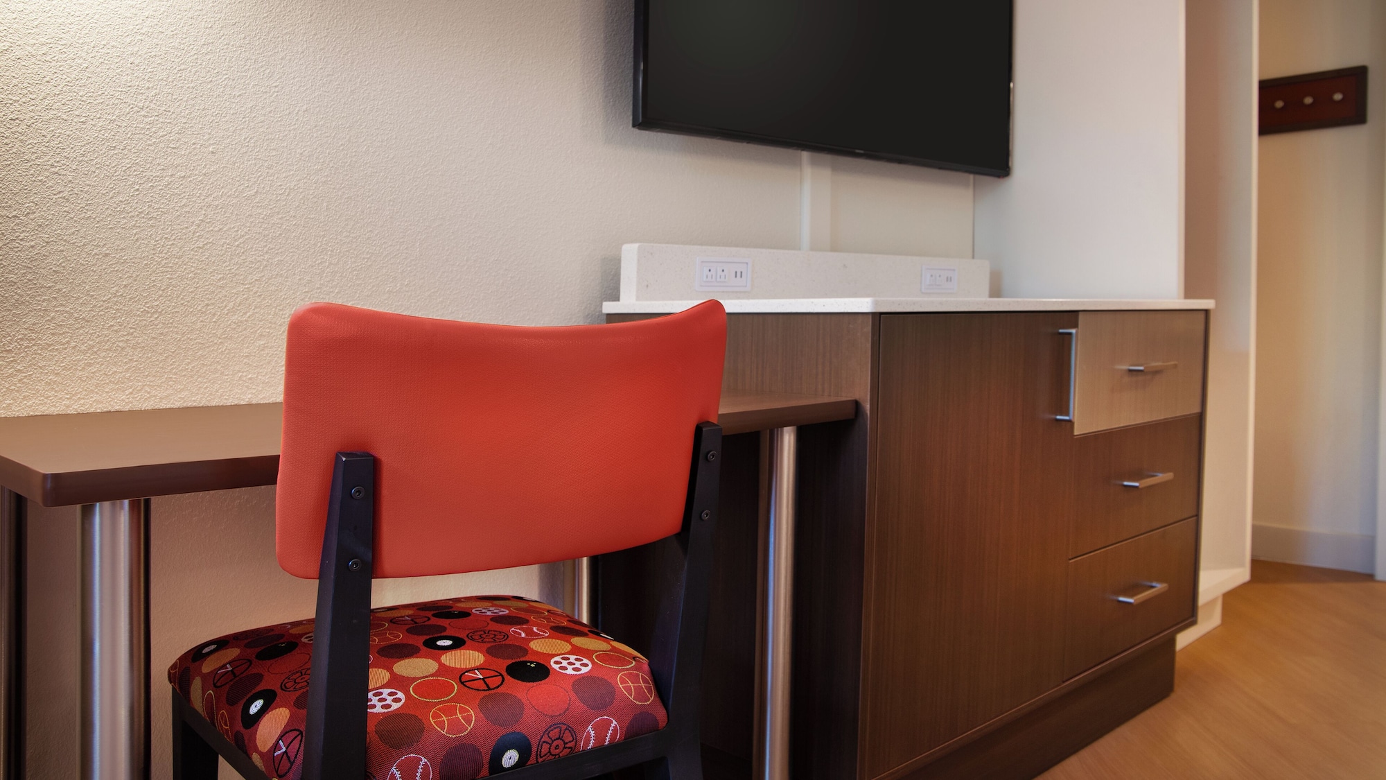 标准房，听力无障碍－视觉报警和通知，1张特大床