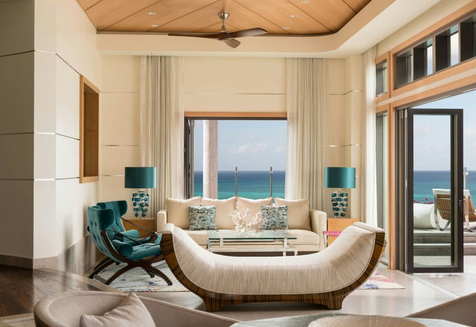 大開曼頂層公寓，3臥室頂層套房，陽臺