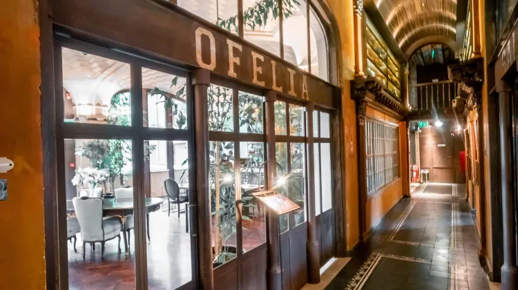 Factoria Hotel 食事・レストラン