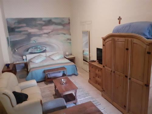 豪华大床一室房