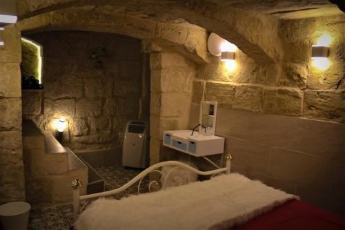 Malta's Naughtiest Cabaret One-Bedroom Apartment