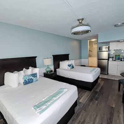 Junior Studio Suite, 2 Double Beds, Beach View (Gulffront Efficiency)
