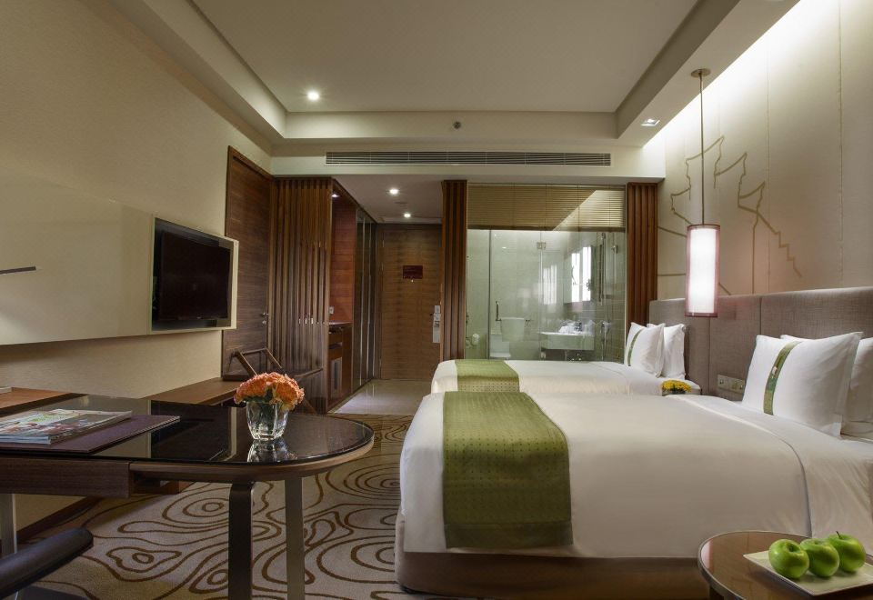 Holiday Inn Shanghai HongqiaoHoliday Inn Superior Twin Room