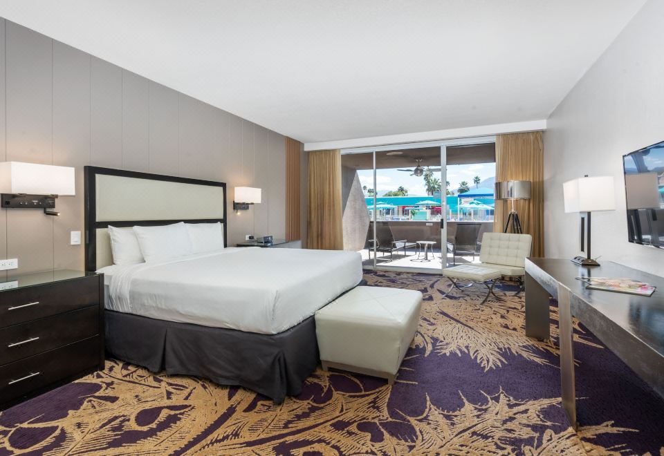 Hotel ZosoSuperior King Room with Pool View