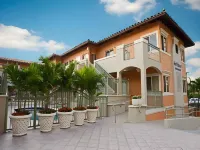 Sun Harbour Boutique Hotel Hotels in Surfside