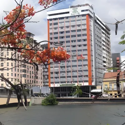 Rede Andrade Plaza Recife Hotels near Pina Beach