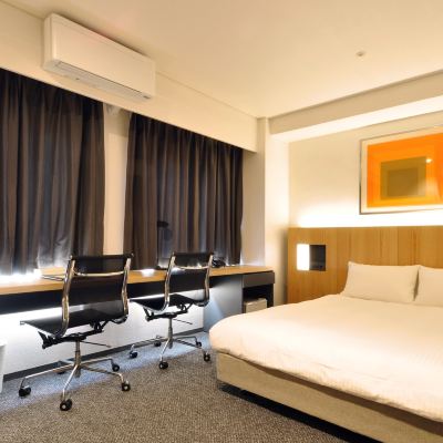 Non-Smoking Double Room 19 Square Meter ザ・グランドパレス クーポン