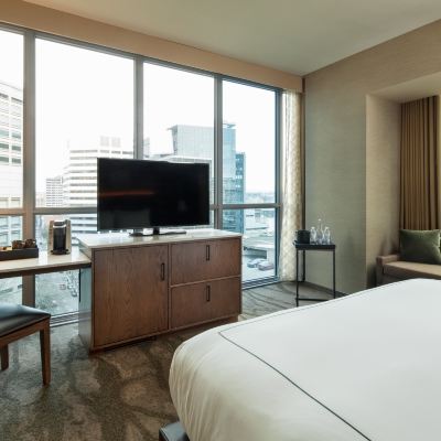 轉角特大床房帶梳化床 格芮精選波特蘭特希爾頓酒店優惠