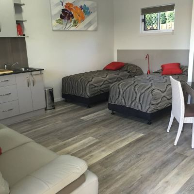 Family One-Bedroom Athena Motel Apartments Promo Code