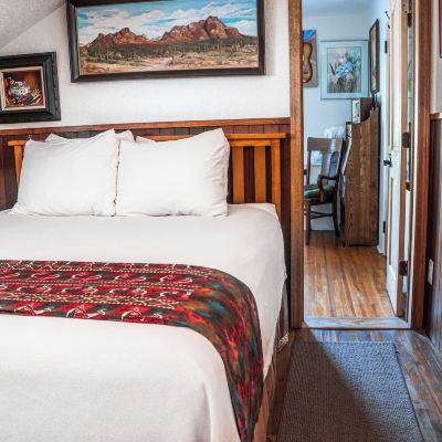 Signature Room (Old West 2nd Floor, No Pets) Red Horse Bed and Breakfast Promo Code