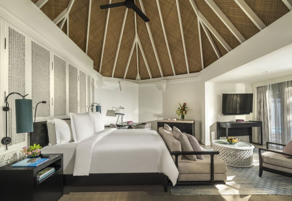 花园庭院别墅带泳池 - 特大床房