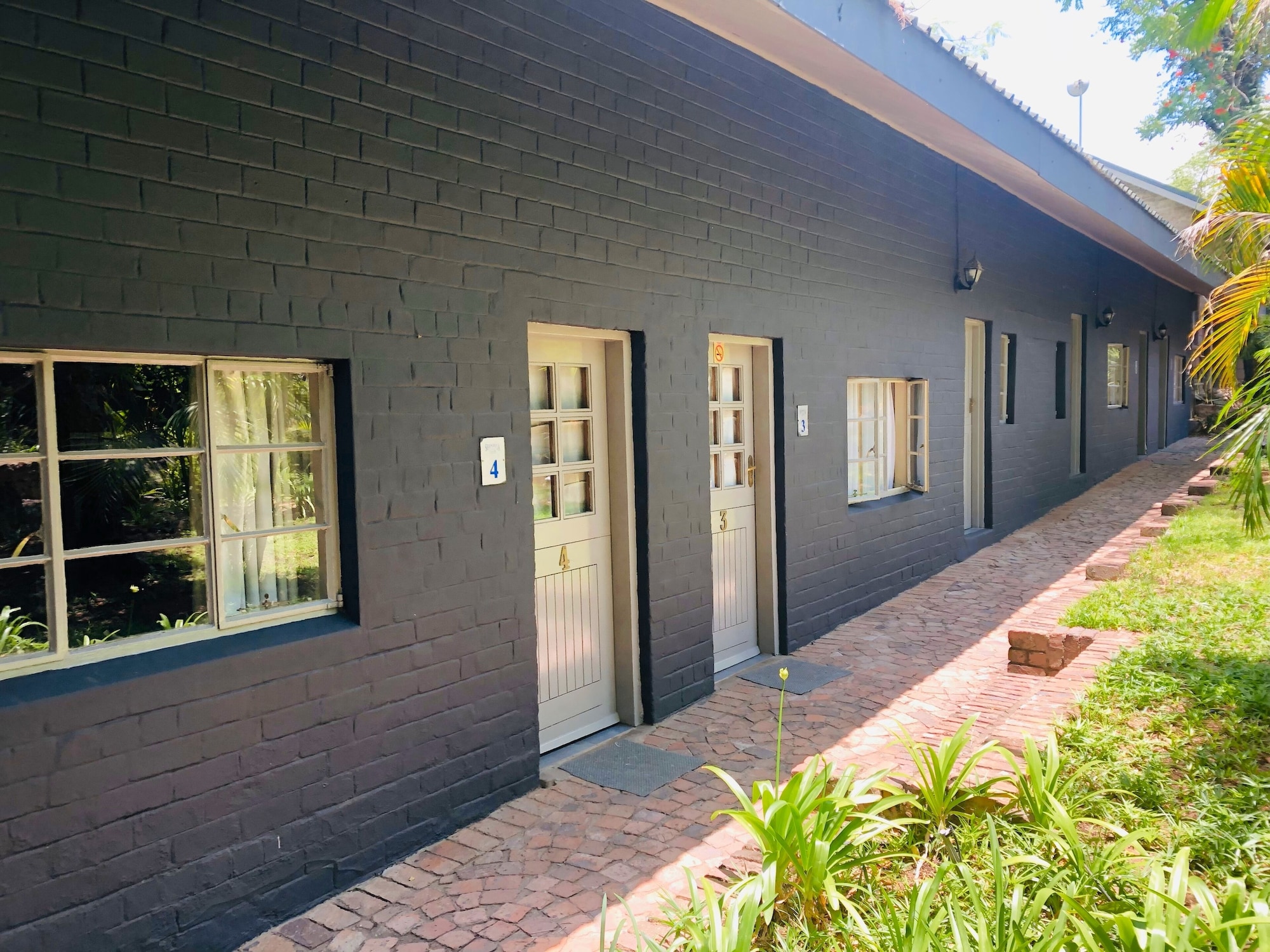 标准房， 1 张双人床或 2 张单人床