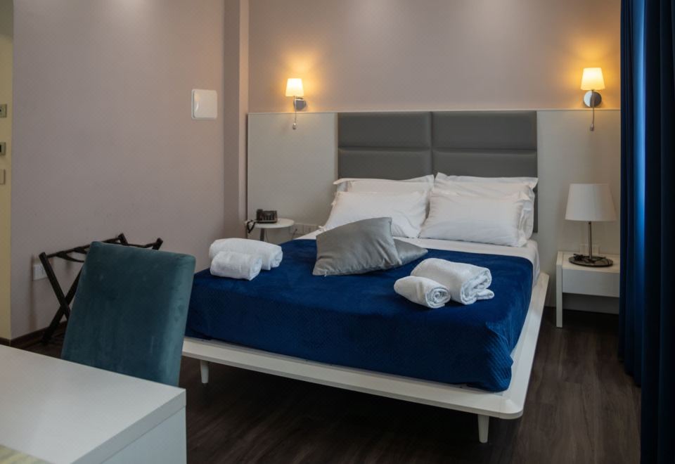 标准双人房（1张大床）