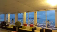 كاتيمب بيتش لودج