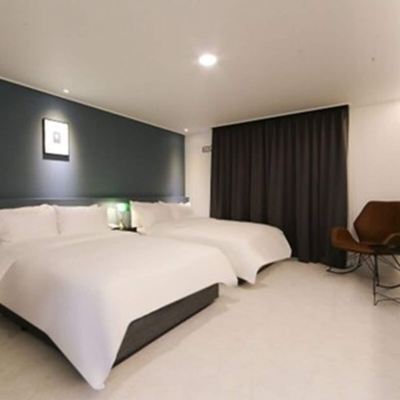 Premium Twin Room Hotel Pier 48 Promo Code