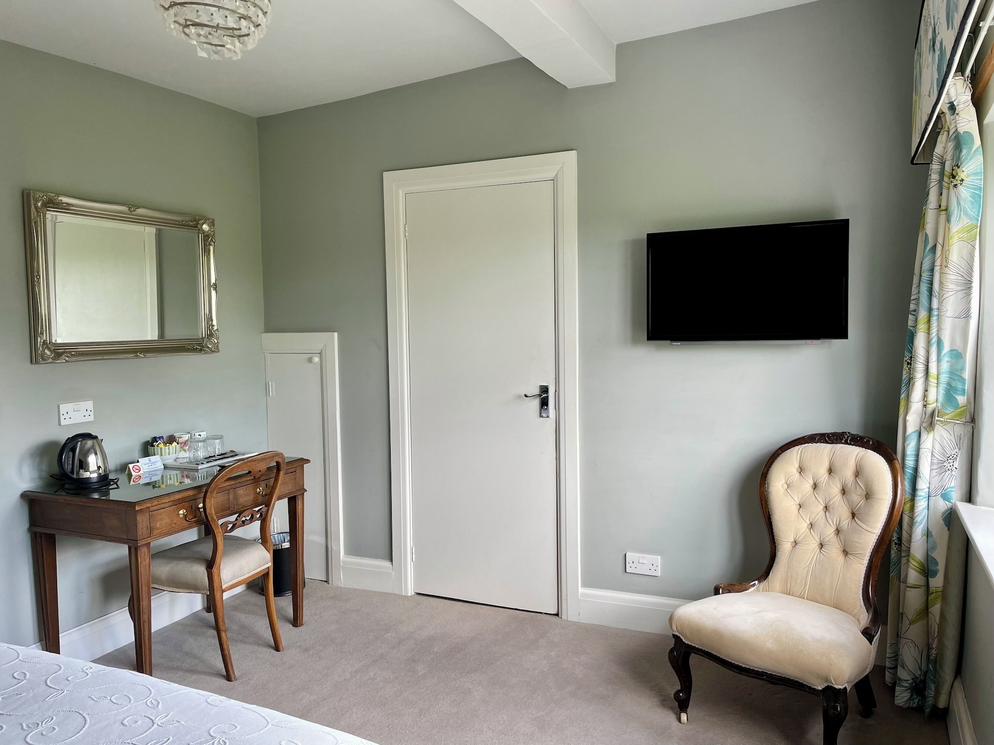 高级双人间 - 带连接浴室