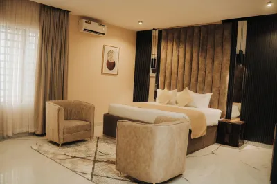The Manor Hotel by Luckzi Hotels in 