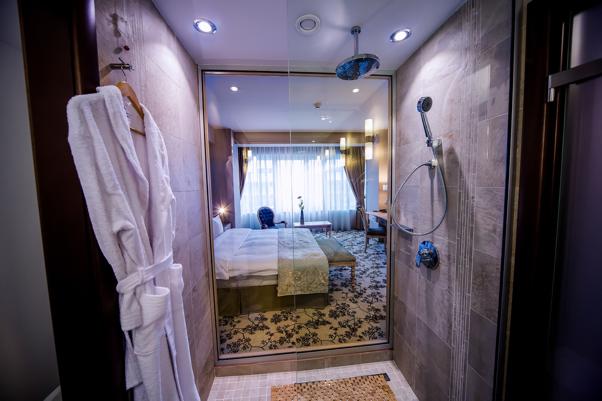 行政房5*-无spa通道