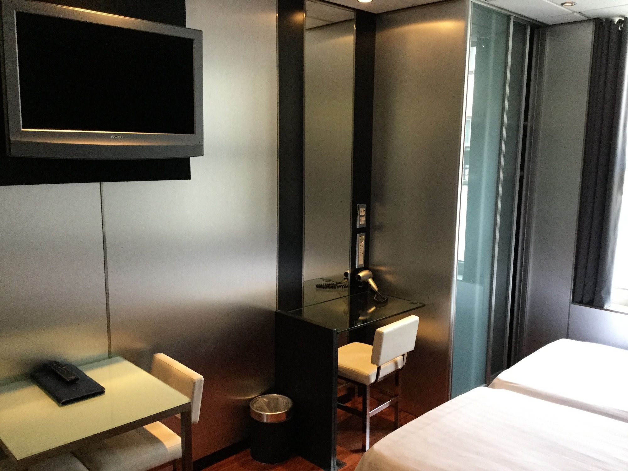 一室套房，小厨房（Stylosuite V2.0）