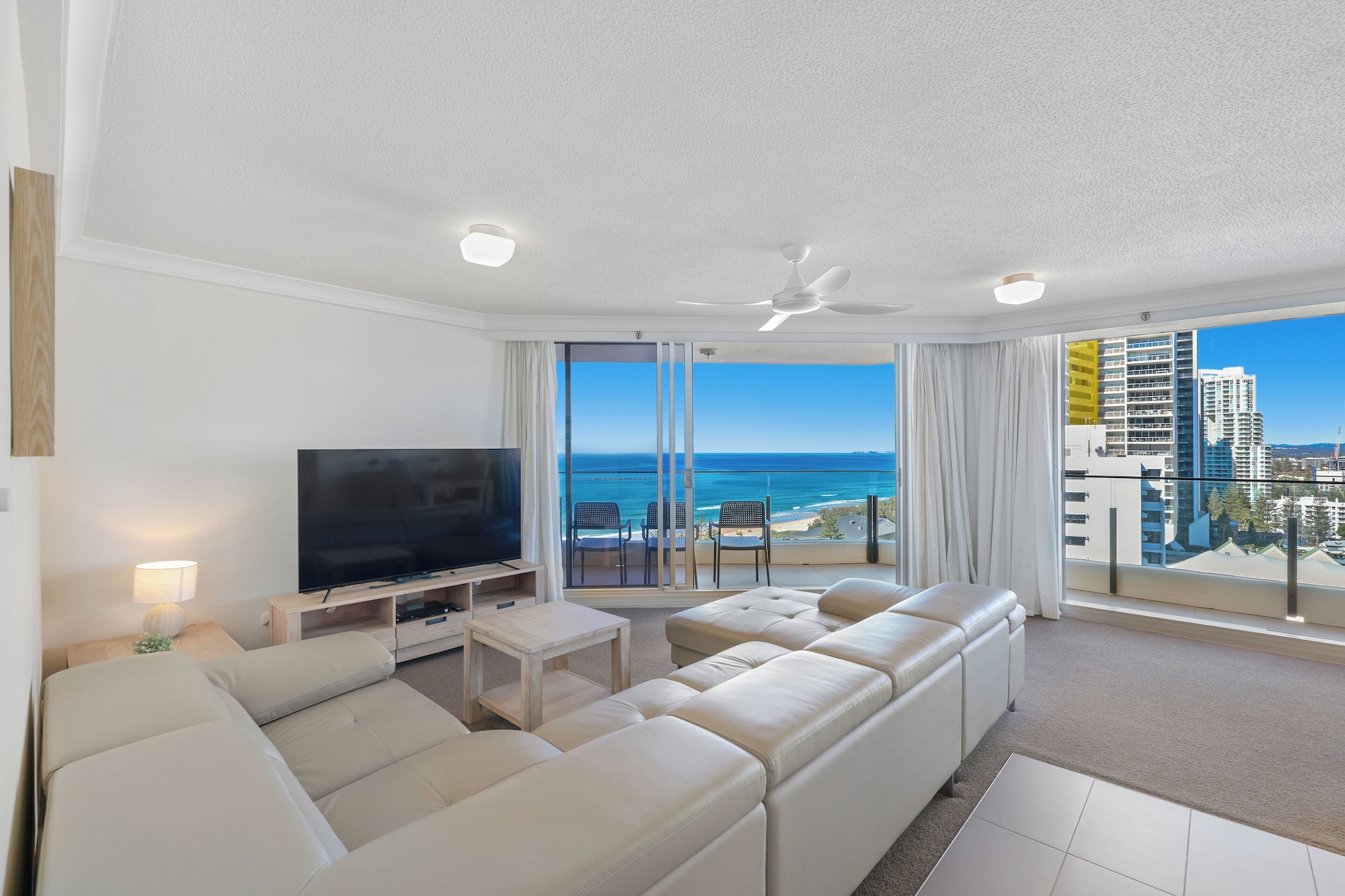 两卧室海景公寓