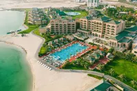 Royal Saray Resort