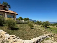 Villa in Majella National Park near the Celestine hermitages. Ξενοδοχεία στην πόλη 