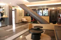 Hotel Embassy