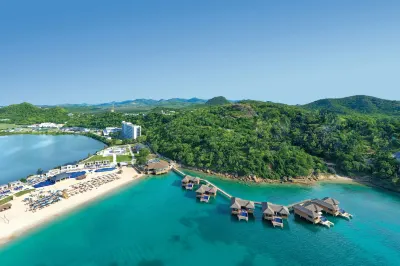 Royalton Antigua, An Autograph Collection All-Inclusive Resort Hotel di 