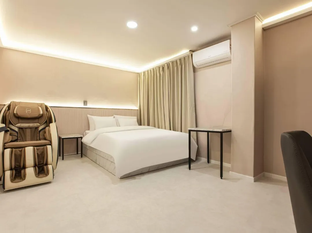 Seongnam Donkihotel - Seongnam