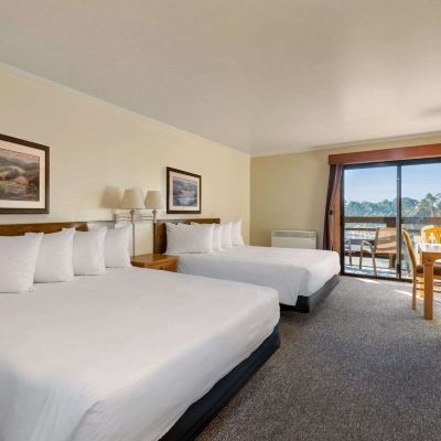 Room with 2 Queen Beds with Balcony and Harbour View (Ground Floor) Harbor Lite Lodge Promo Code