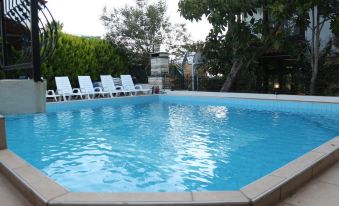 Erdem Hotel - Housity