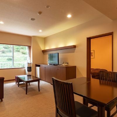 ユニバーサル ツインルーム プライベート温泉バス付 禁煙 大江戸温泉物語　会津東山温泉　東山グランドホテル クーポン