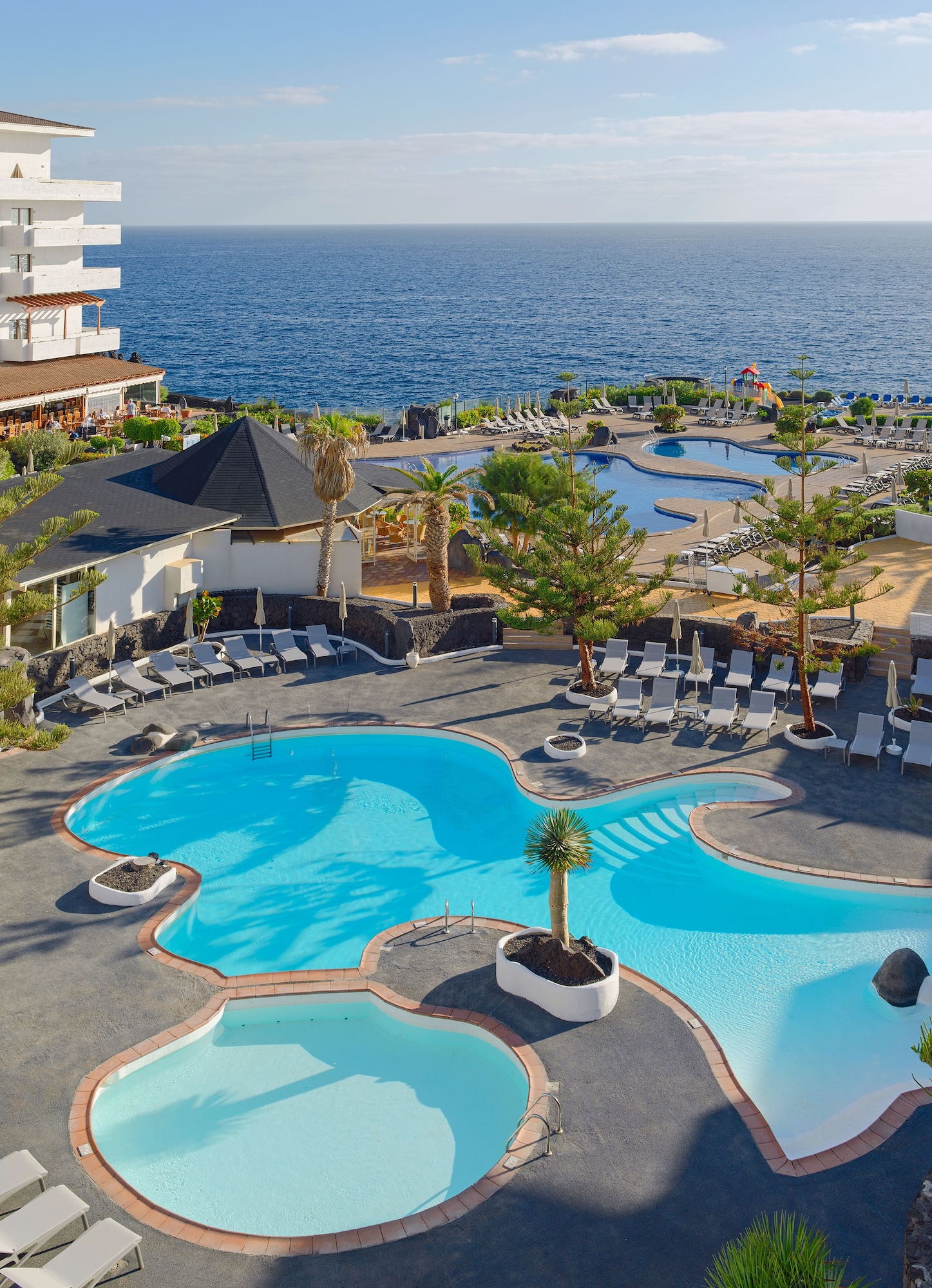 带海景的双人房