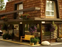 Tonquin Inn