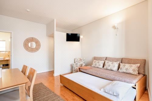 一室房（带沙发）