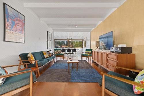 Sputnik Beach HouseHoliday Home