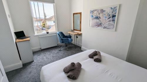 West Shore Apartment by Seaside Llandudno One-Bedroom Apartment