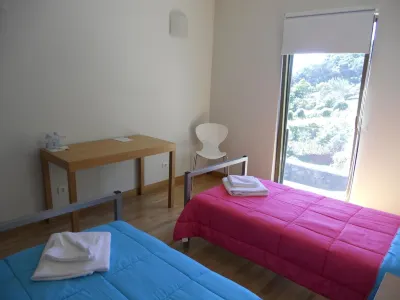 Azores Youth Hostels - São Jorge Hôtels à : 