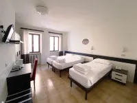 Hotel Alla Torre Hoteles en Garda