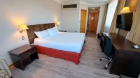Hotel Diego de Almagro Lomas Verdes Hotel di 