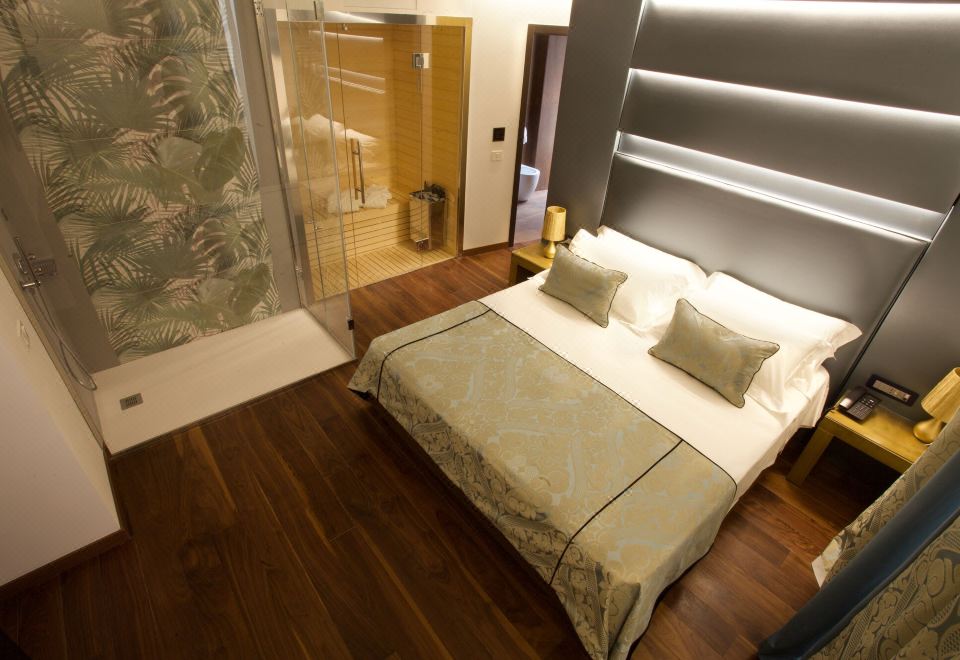 套房 - 带桑拿浴室